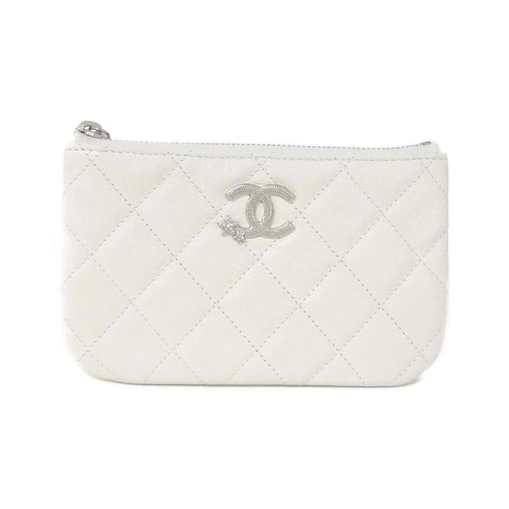 CHANEL White Pouch
